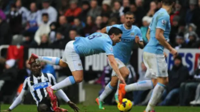 纳斯里膝盖十字韧带受伤将缺席8周