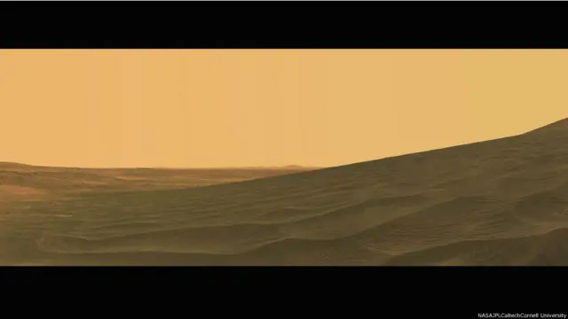 Mostra do Museu do Ar e do Espaço de Washington reúne 50 imagens registradas por sondas robôs no Planeta Vermelho.