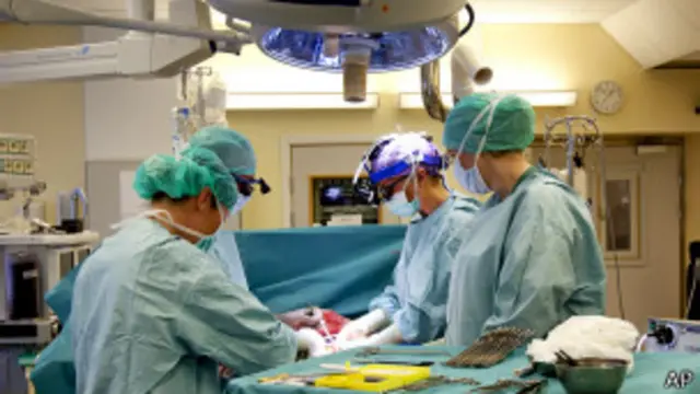 Операция по пересадке матки