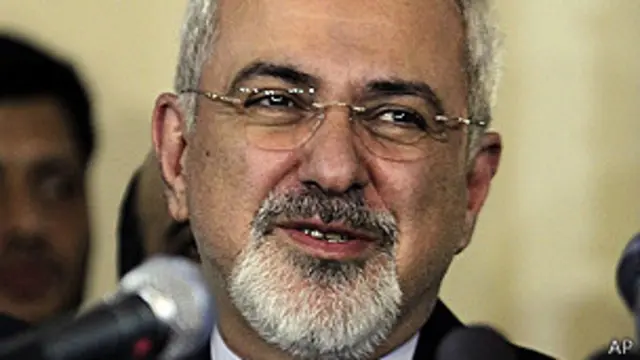 يتهم الغرب ايران بالسعي لامتلاك أسلحة نووية، الأمر الذي تنفيه طهران باستمرار