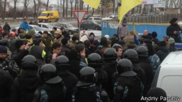 Милиция перекрыла проезд в село Новые Петровцы для автомобилей