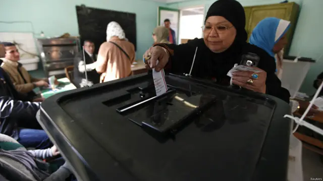 الاستفتاء على دستور مصر 