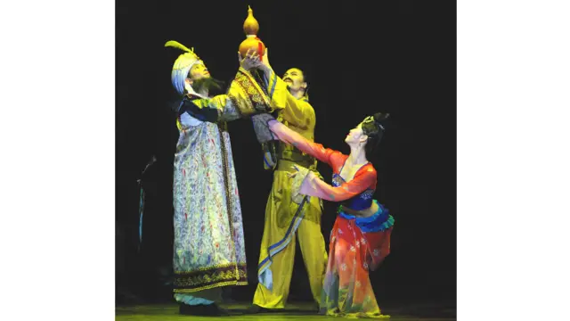 图辑：《丝路花雨》大型舞剧伦敦巡演