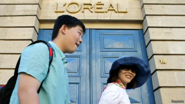 在巴黎的中国旅客