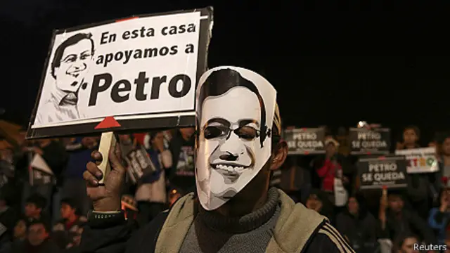 Protesta a favor del alcalde de Bogotá, Gustavo Petro