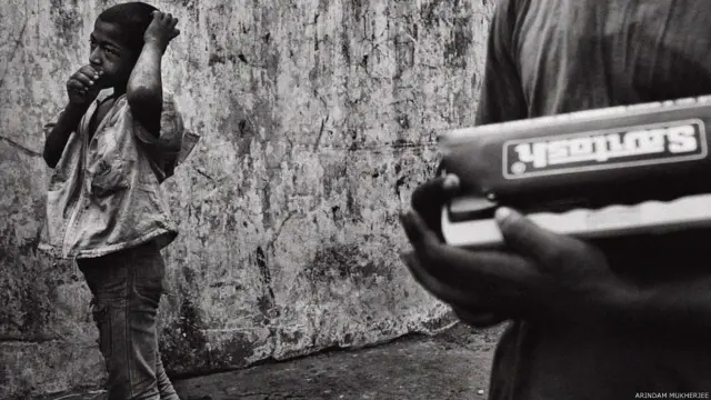 शेख आलमगीर, सियालदह रेलवे स्टेशन