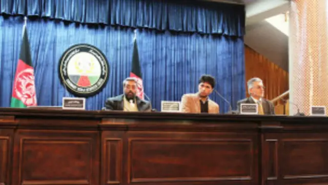 له څو کلونو راهیسې په افغانستان کې د کانکور آزموینې له لانجو او درغلیو ډکې بلل کیږي چې له امله څو ځله لاریونونه هم شوي دي.