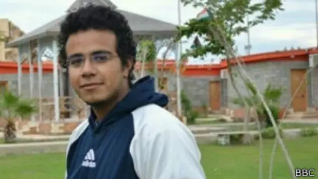 مصطفى فؤاد: الدستور يكرس لدولة العسكر.