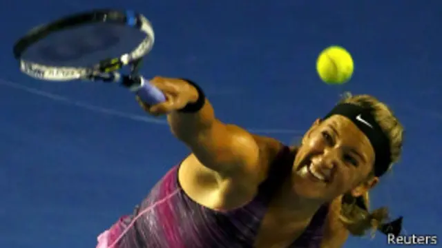 ازارينكا في طريقها للفوز ببطولة استراليا للمرة الثالثة على التوالي بعد خروج ماريا شارابوفا وسيرينا وليامز.