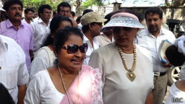 සිනමාවේදීන් වීදියේ.