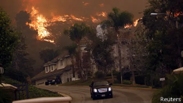 Incendio en Glendora