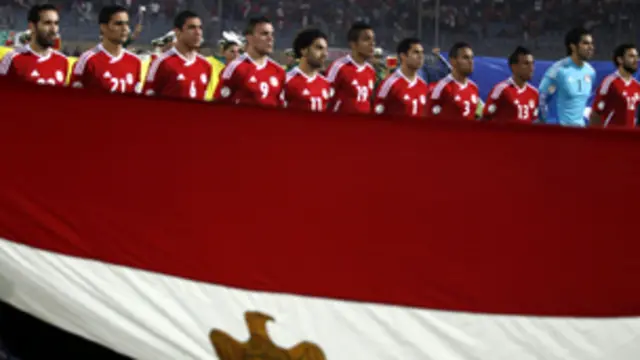 المنتخب المصري تفصله اربعة مراكز عن منتخب الجزائر