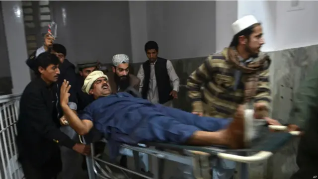 دھماکے میں زخمی ہونے والے افراد میں سے چند کی حالت نازک ہے جس کی وجہ سے ہلاکتوں میں اضافے کا خدشہ ہے۔