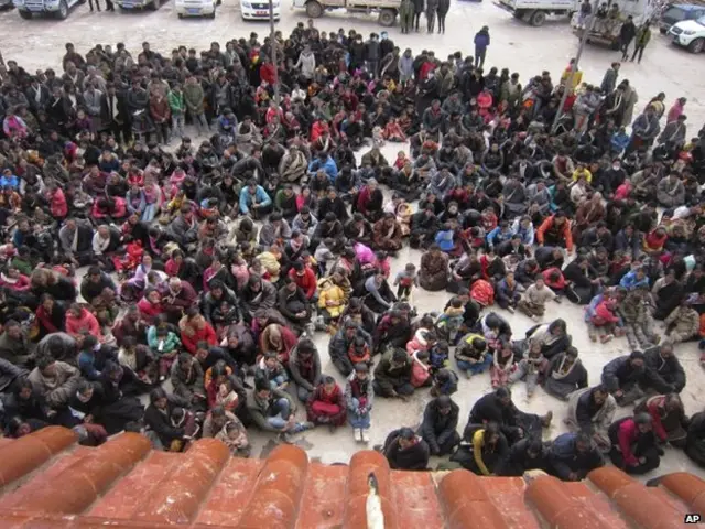 青海玉樹囊謙縣監獄前藏民集會要求釋放堪布尕才等人（15/1/2014）