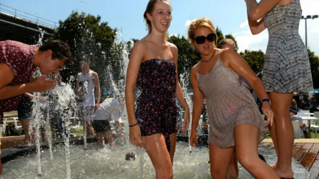 आस्ट्रेलिया गर्मी