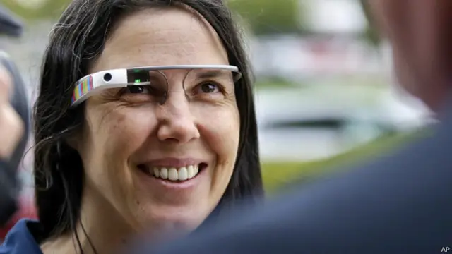 गूगल ग्लास सेसेलिया अबैदी