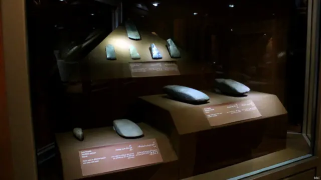 افغان چارواکو له انټرپول پولیسو غوښتي، چې که د افغانستان چور شوي تاریخي اثار وویني، باید ظبط یې کړي.