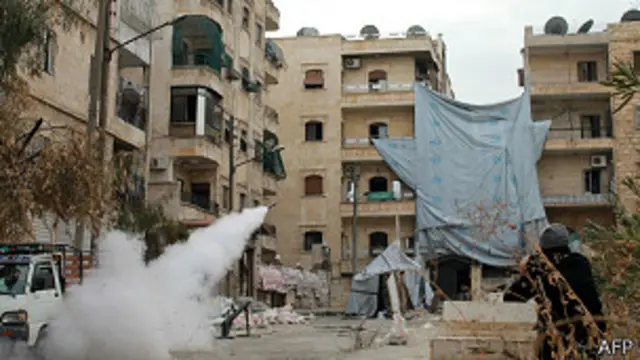 انفجار قنبلة غاز في منطقة سكنية