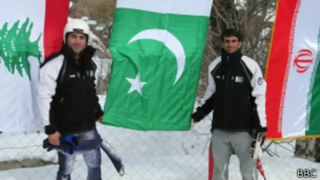 اب تو محمد کریم ایک تجربہ کار کھلاڑی بن چکا ہے: پاکستان سکیئنگ فیڈریشن کے سیکرٹری جنرل ایئر کموڈور مسرت علی