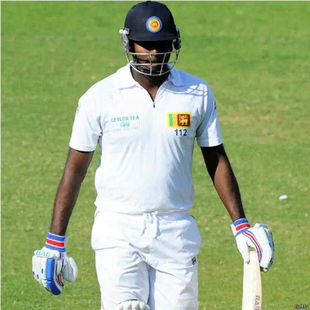 سری لنکا کی جانب سے بلے باز دل رو وان پریرا نے 12 چوکوں اور دو چھکوں کی مدد سے 95 جب کہ اینجیلو میتھیوز نے پانچ چوکوں اور ایک چھکے کی مدد سے 91 رنز بنائے۔