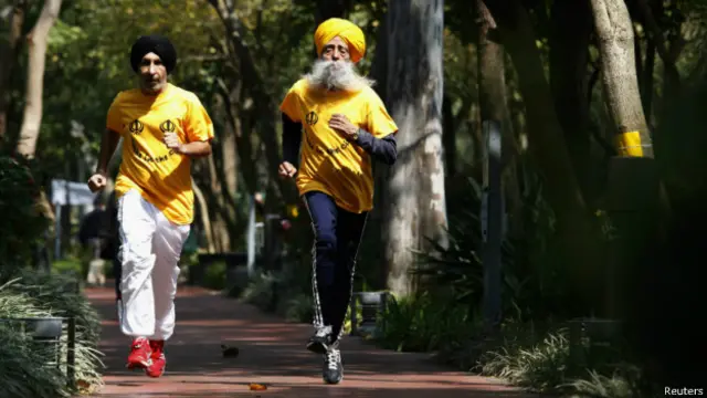 101 वर्षीय भारतीय मूल के ब्रितानी नागरिक फौज़ा सिंह 