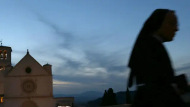 Freira na Itália, em foto de arquivo (Getty)