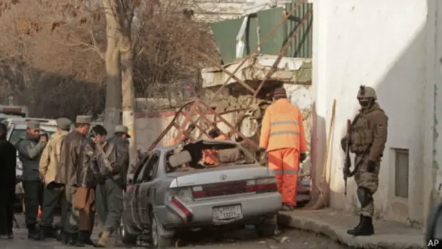 袭击事件发生在喀布尔的一家饭店外(18/01/2014)