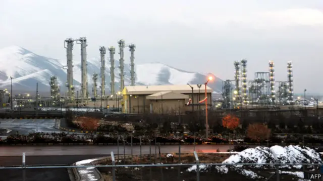 آراک میں واقع یہ ایرانی جوہری تنصیب ان کئی تنصیبات میں سے ایک ہے جن پر عالمی اداروں کی نظر ہے