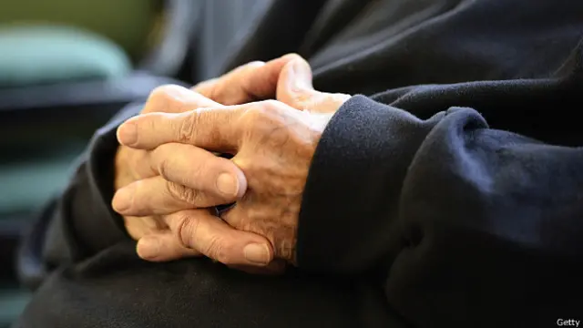 ब्रिटेन, वयस्क