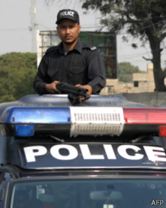 ڈاکٹروں کا کہنا ہے کہ انہیں تشدد کے بعد قریب سے گولیاں مارکر ہلاک کیا گیا ہے