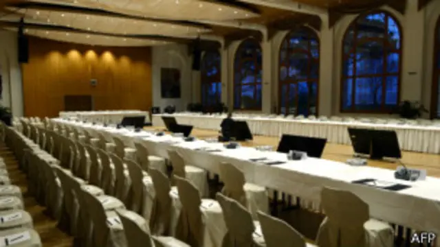 Hotel Montreux Palace, donde tendrán lugar las negociaciones