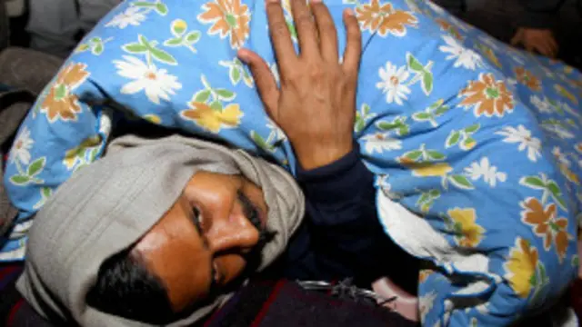 اروند کیجریوال کو پھیپھڑوں میں انفیکشن، کھانسی اور بخار کی شکایت کے بعد بدھ کی صبح ہسپتال لے جایا گیا