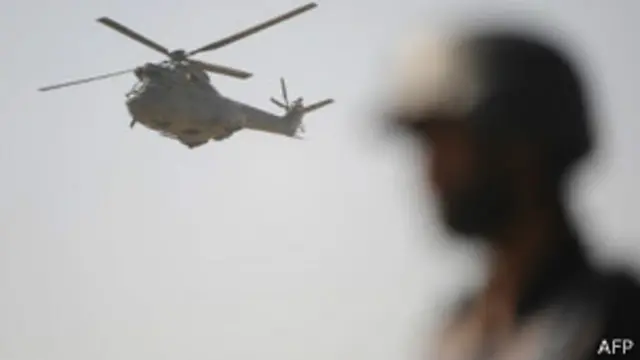 مروحيات مقاتلة شاركت في الغارات.