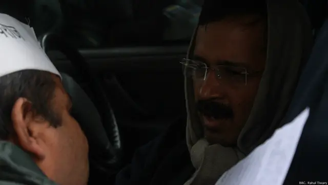 अरविंद केजरीवाल के धरना स्थल की तस्वीरें