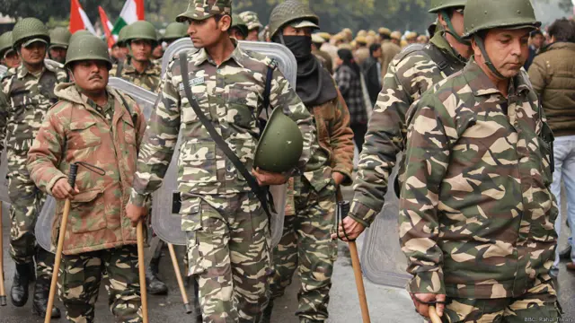 अरविंद केजरीवाल के धरना स्थल की तस्वीरें