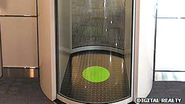 Diversas medidas de seguridad limitan el acceso a las instalaciones de Digital Realty en Singapur.