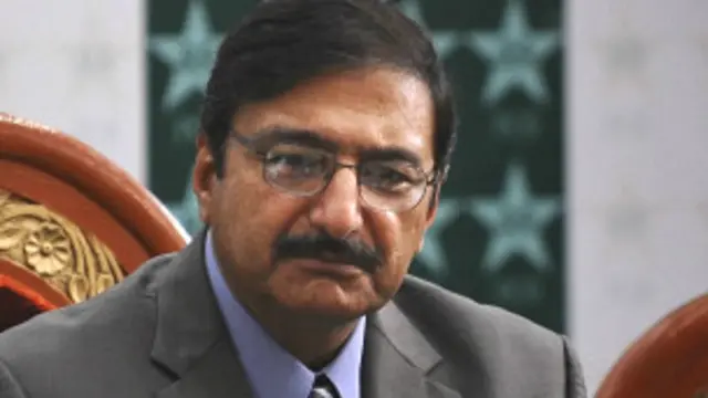 چوہدری ذکا اشرف کو عدالتی حکم پر دوسری مرتبہ اُن کے عہدے پر بحال کیا تھا