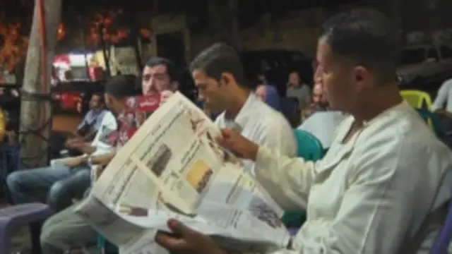 إنقسام وترقب بين المصريين تعكسه إحياء الذكرى الثالثة للثورة