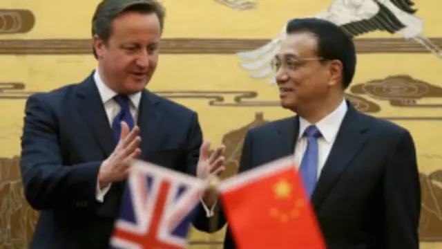 英国首相卡梅伦去年访华希望增进两国贸易往来。
