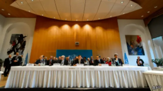 Пан Ги Мун открывает конференцию по Сирии