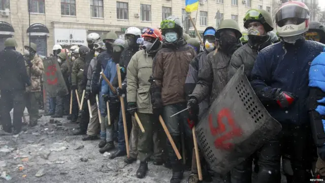 بدھ کو جھڑپوں کا سلسلہ اس علاقے سے شروع ہوا جو سرکاری دفاتر کے قریب ہی ہے۔ 