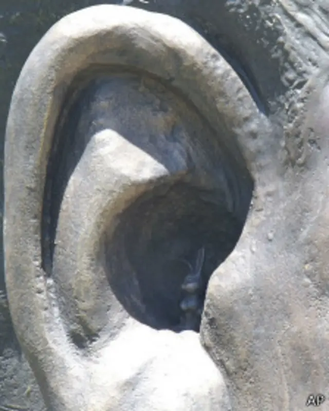 Статуя Манделы