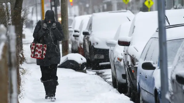 Caminante en Somerville, Massachusets