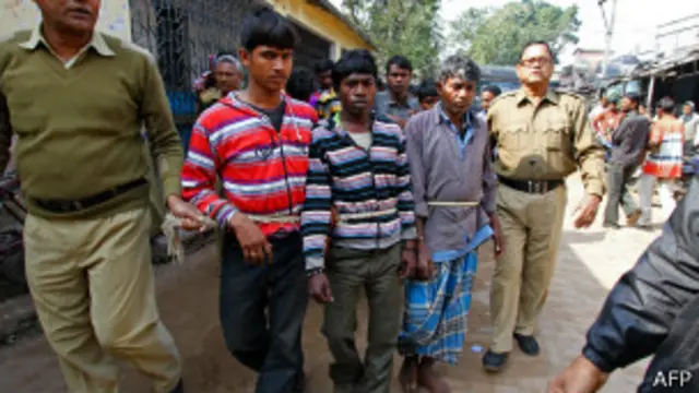 ၁၃ ယောက်ကို ရဲက ဖမ်းဆီးထား