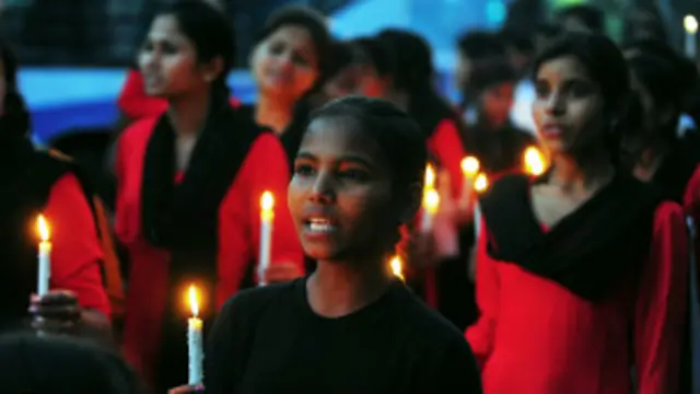 ස්ත්රී දූෂණයට එරෙහිව ඉන්දියාවේ පැවති උද්ඝෝෂණයක්