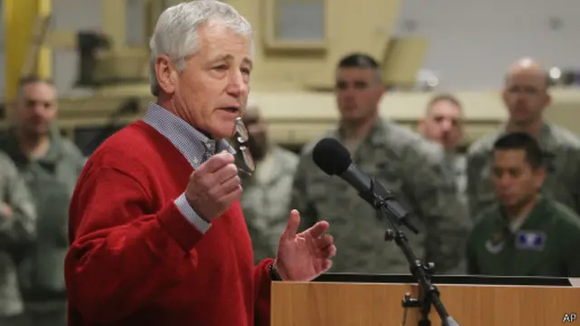 يعتزم هاغل تقليص عدد المستخدمين في الجيش إلى 440 ألف عنصر. 