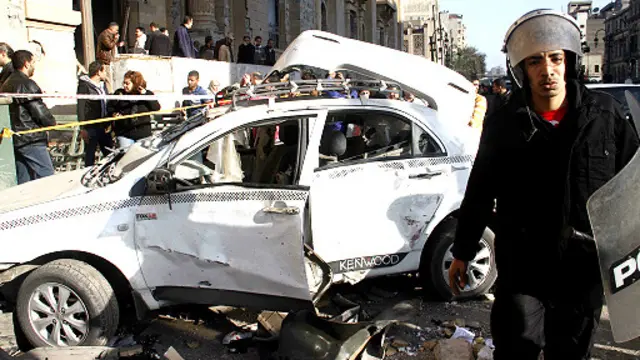 برخی منابع، گروه های اسلامگرای تندرو و وابسته به القاعده را مسئول این حملات دانسته‌اند
