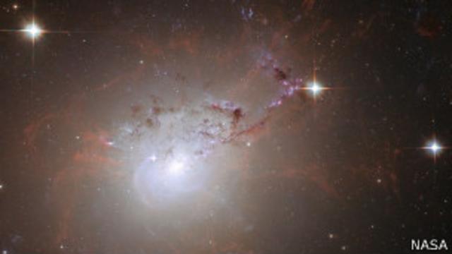 Galaxia con un agujero negro