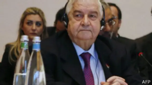 تحاول الحكومة السورية تحويل المحادثات للتركيز على قضية الحرب على الإرهاب