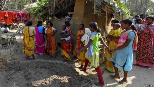 گاؤں کی خواتین کا کہنا ہے کہ ایسا کوئی واقعہ ہوا ہی نہیں ریپ کی یہ کہانی من گھڑت ہے